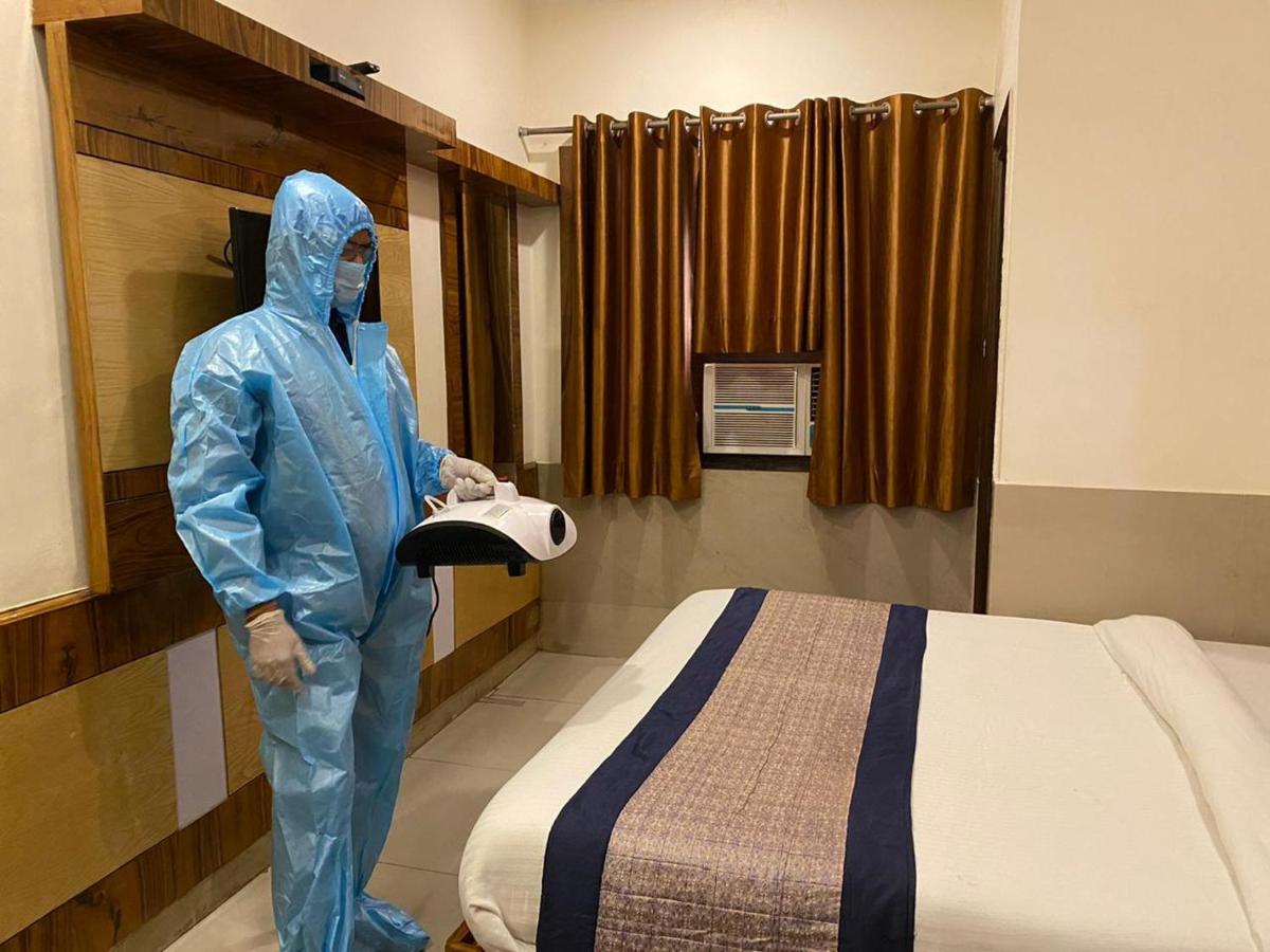 Hotel Glow Inn Paharganj-3 Mins Walk From New Delhi Railway Station Dış mekan fotoğraf