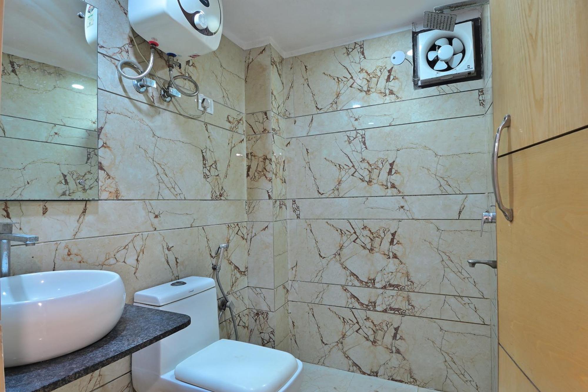Hotel Glow Inn Paharganj-3 Mins Walk From New Delhi Railway Station Dış mekan fotoğraf