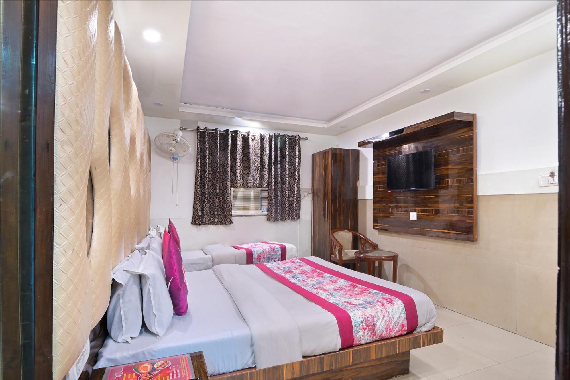 Hotel Glow Inn Paharganj-3 Mins Walk From New Delhi Railway Station Dış mekan fotoğraf