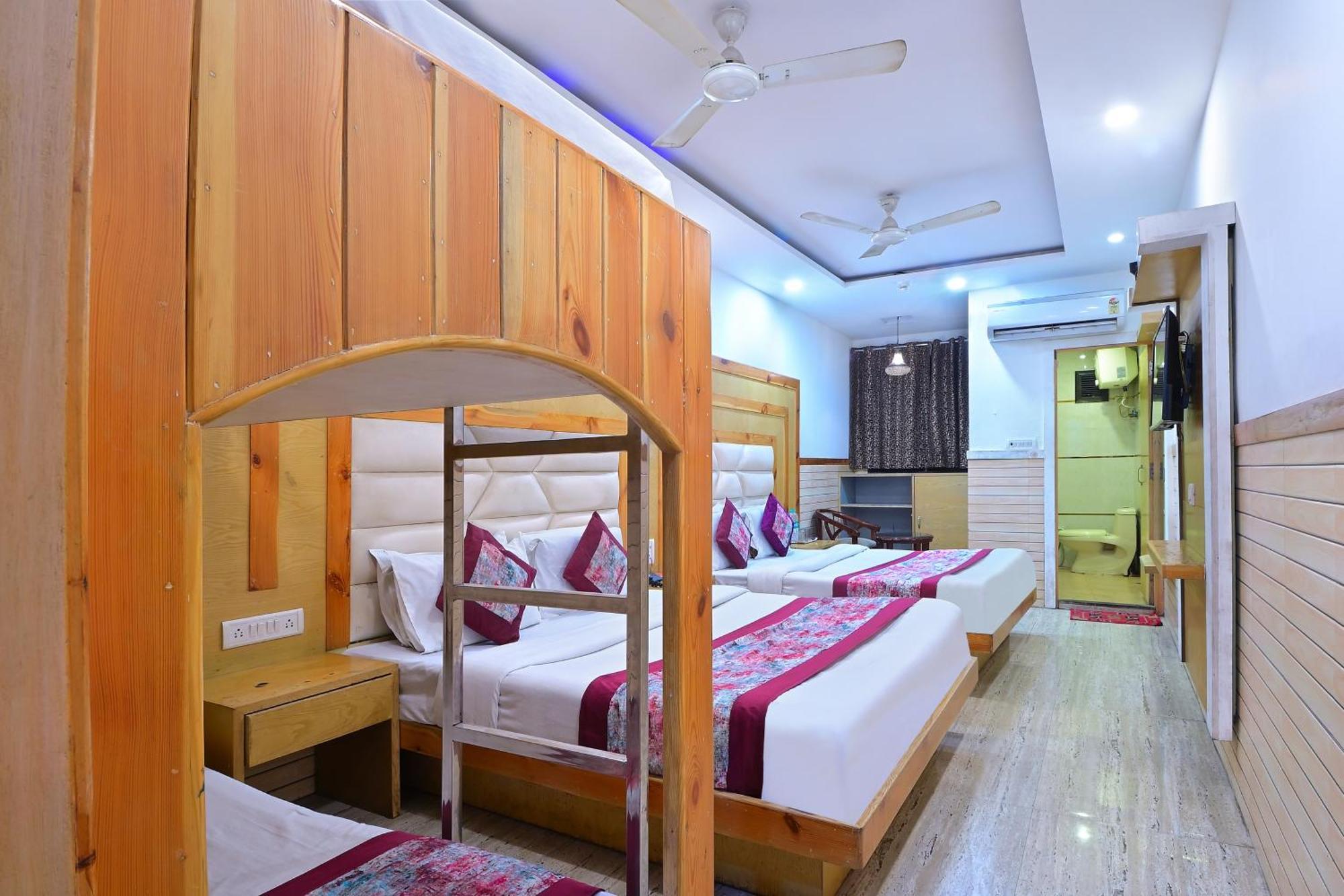 Hotel Glow Inn Paharganj-3 Mins Walk From New Delhi Railway Station Dış mekan fotoğraf