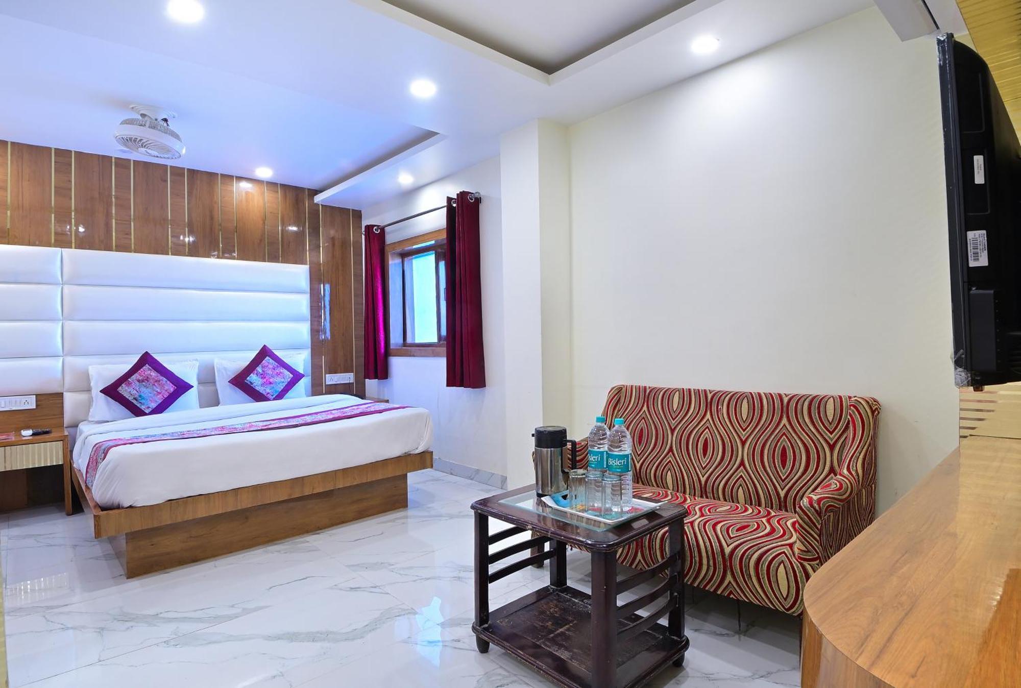 Hotel Glow Inn Paharganj-3 Mins Walk From New Delhi Railway Station Dış mekan fotoğraf